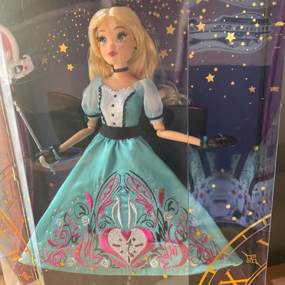 DISNEY LTD ’ALICE from WONDERLAND ‘’ 12 in. MIDNIGHT MASQUARADE SERIES D23 - Picture 7 of 8